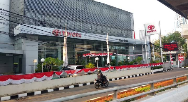 Bengkel Mobil Plaza Toyota Tendean - Jakarta Selatan Plaza Toyota Tendean - Bengkel Mobil